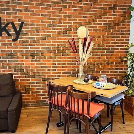 Studio Hikoki Dinan Kültér fotó
