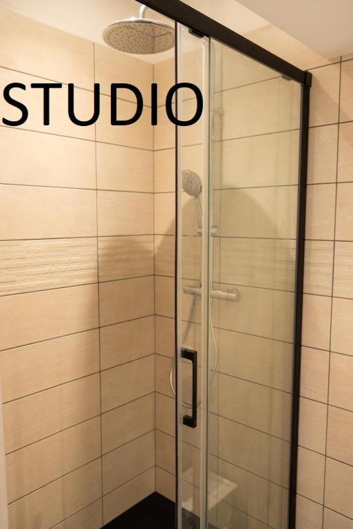 Studio Hikoki Dinan Kültér fotó